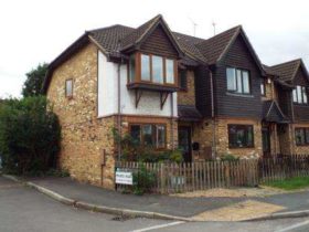 2 Bedroom End of Ter...